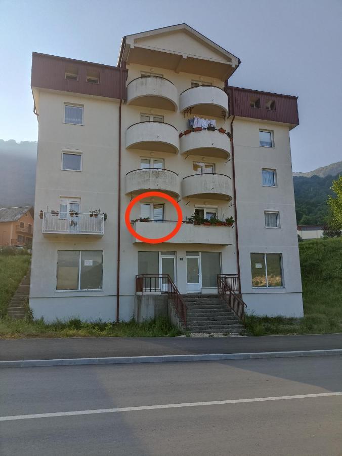 פלוזינה Apartment Lake Story מראה חיצוני תמונה