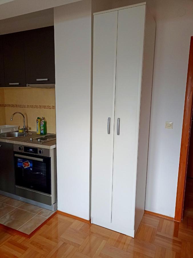 פלוזינה Apartment Lake Story מראה חיצוני תמונה