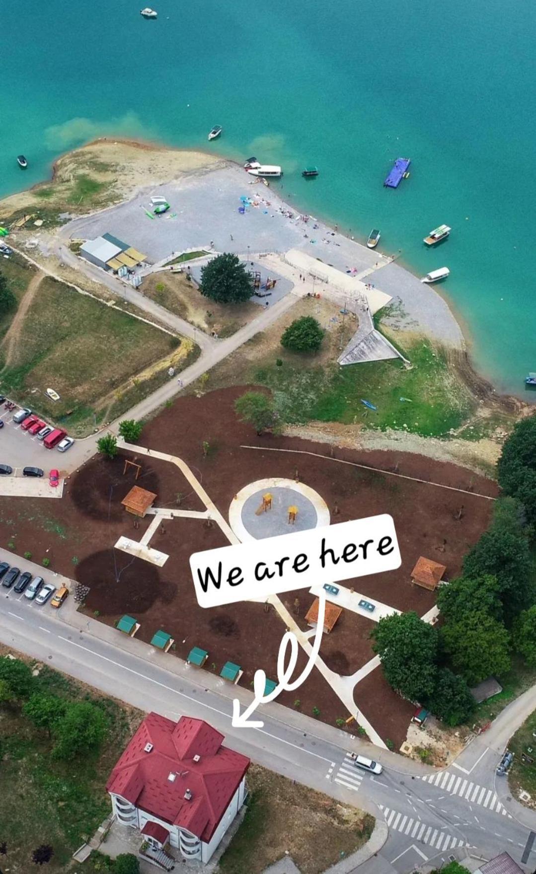 פלוזינה Apartment Lake Story מראה חיצוני תמונה